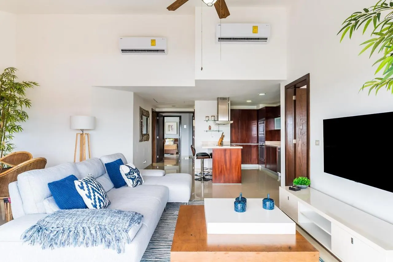 Casa Marbella Ocean View Penthouse Apts Плая-дель-Кармен Апартаменты
