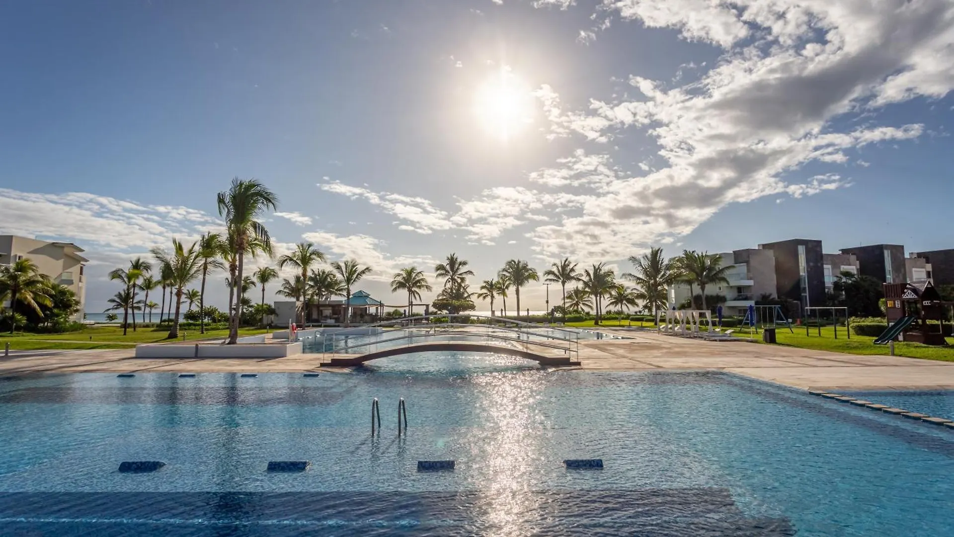 Casa Marbella Ocean View Penthouse Apts Плая-дель-Кармен 0*,