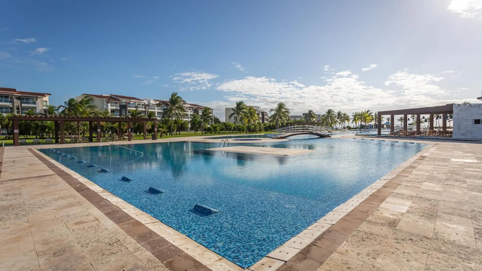 Апартаменты Casa Marbella Ocean View Penthouse Apts Плая-дель-Кармен