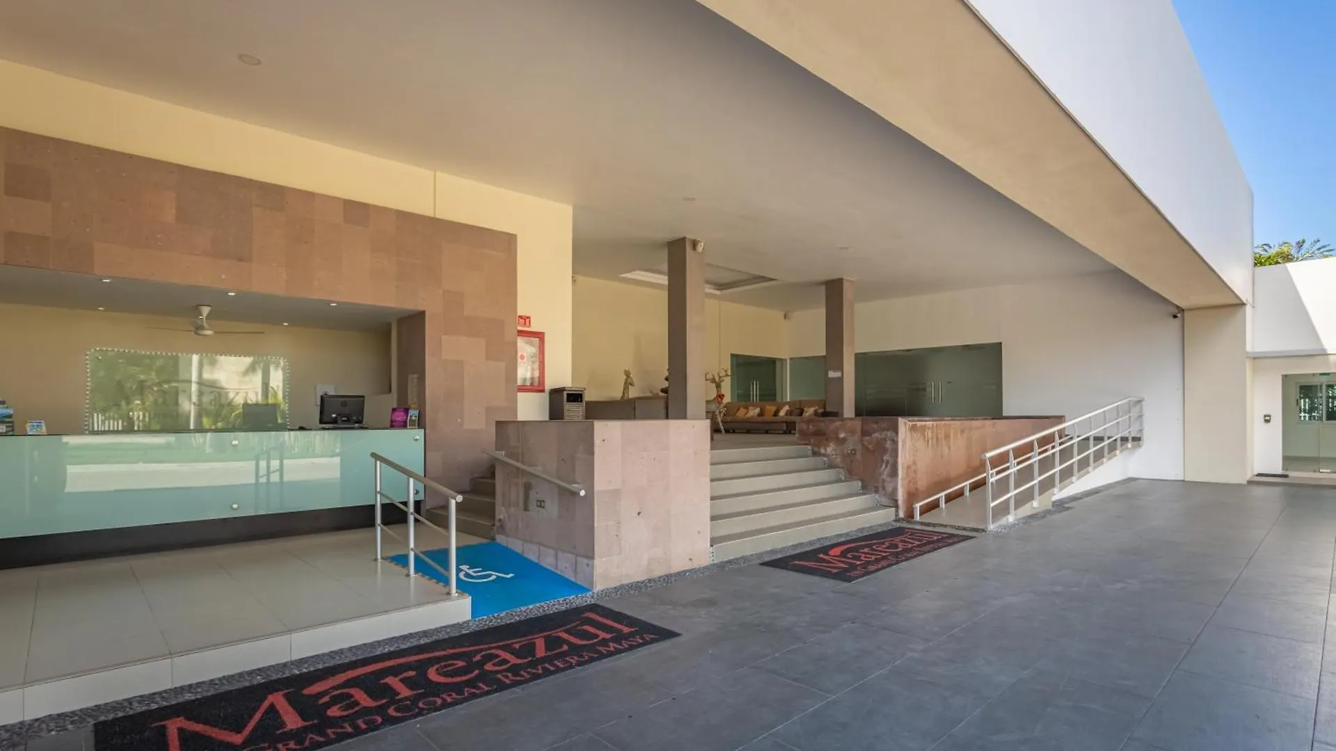 Casa Marbella Ocean View Penthouse Apts Плая-дель-Кармен