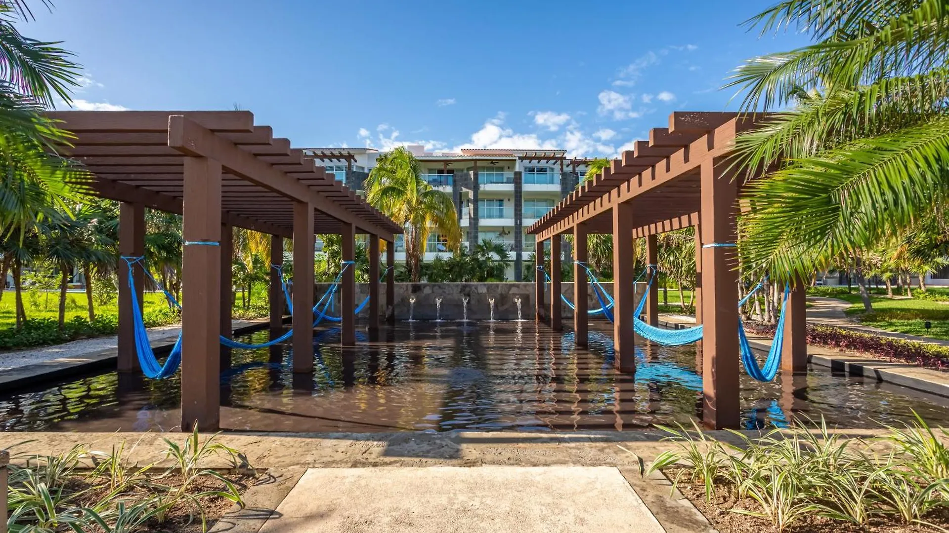 Casa Marbella Ocean View Penthouse Apts Плая-дель-Кармен